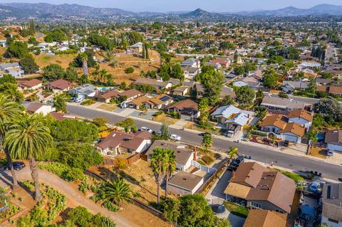 1414 Esperanza Way, Escondido, CA 92027 photo 28