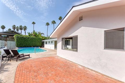6445 Avenida Manana, La Jolla, CA 92037 photo 12