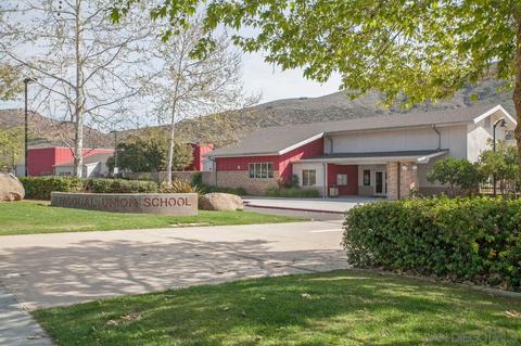 2429 Fallbrook Pl, Escondido, CA 92027 photo 40