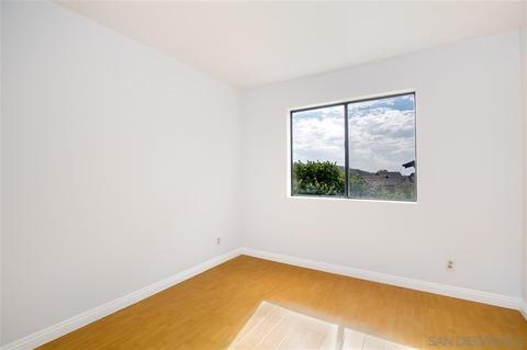2952 Alanwood Ct, Spring Valley, CA 91978 photo 13
