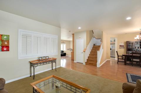 1101 Newcastle Ct, Oceanside, CA 92056 photo 6