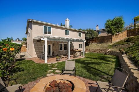 1101 Newcastle Ct, Oceanside, CA 92056 photo 2