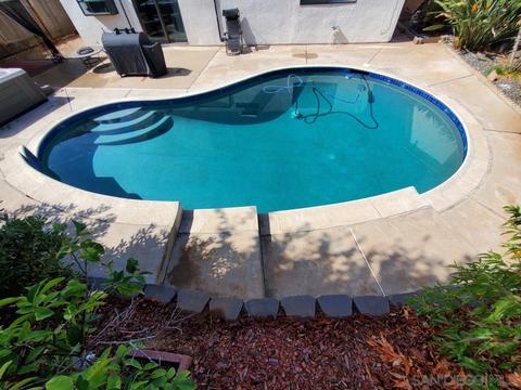 13727 Mckenzie Ave, Poway, CA 92064 photo 2