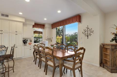 2066 Amparo Ct, Escondido, CA 92025 photo 14