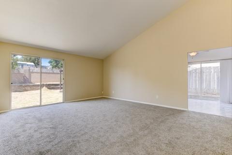 10820 Singletree Ln, Spring Valley, CA 91978 photo 11
