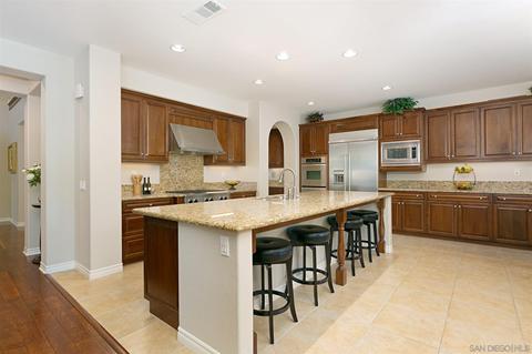 7459 Circulo Sequoia, Carlsbad, CA 92009 photo 12