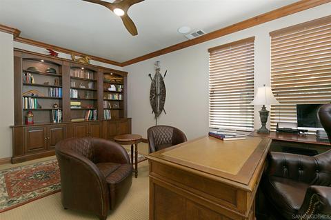 7459 Circulo Sequoia, Carlsbad, CA 92009 photo 4