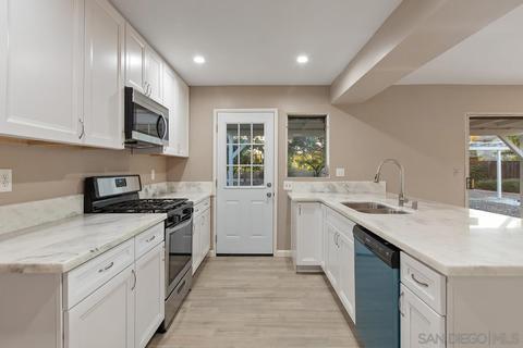 12832 Montauk St, Poway, CA 92064 photo 9