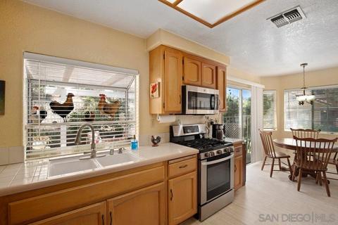 3276 Noya Way, Oceanside, CA 92056 photo 5