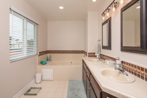 348 I Ave, Coronado, CA 92118 photo 28