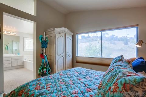 965 Tempera Ct, Oceanside, CA 92057 photo 17