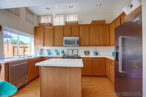 965 Tempera Ct, Oceanside, CA 92057 photo 9
