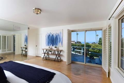7982 Roseland Dr, La Jolla, CA 92037 photo 17