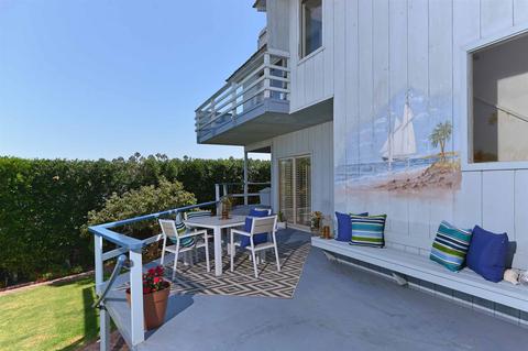 7982 Roseland Dr, La Jolla, CA 92037 photo 16