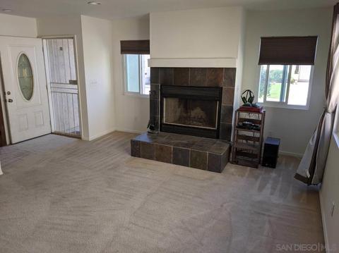 8578 E Lake Bluffs Cir, Spring Valley, CA 91977 photo 5