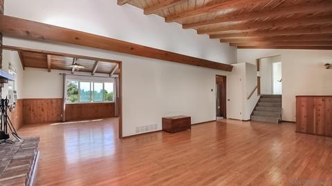 10933 Dutton Dr, La Mesa, CA 91941 photo 5