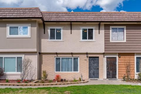 9416 Carlton Oaks Dr #C, Santee, CA 92071 photo 1