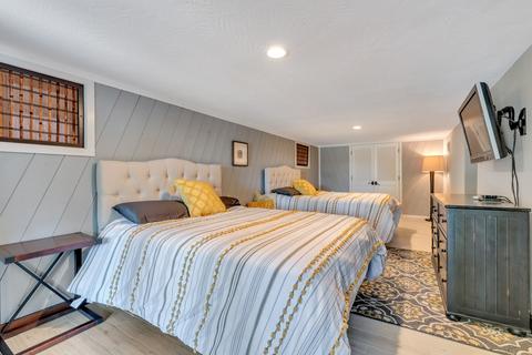 1447 Hunsaker, Oceanside, CA 92054 photo 13