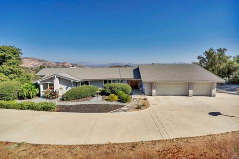 11531 Alba Rosa Dr, Lakeside, CA 92040 photo 2