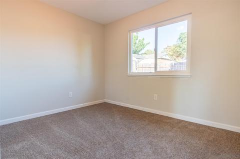 4934 Roja Dr, Oceanside, CA 92057 photo 15