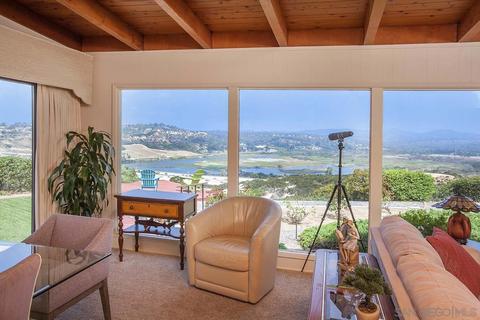 638 Canyon Dr, Solana Beach, CA 92075 photo 2
