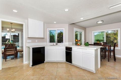 2960 La Trieste Pl, Escondido, CA 92025 photo 9