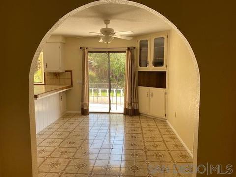 1911 Riviera Dr, Vista, CA 92084 photo 12