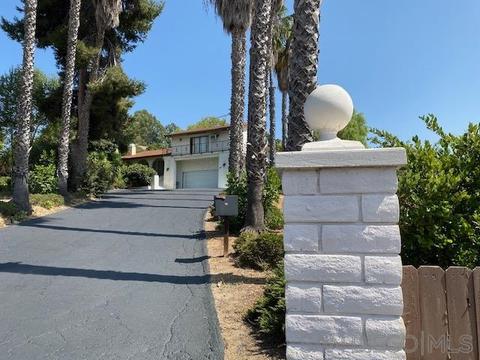 1911 Riviera Dr, Vista, CA 92084 photo 2