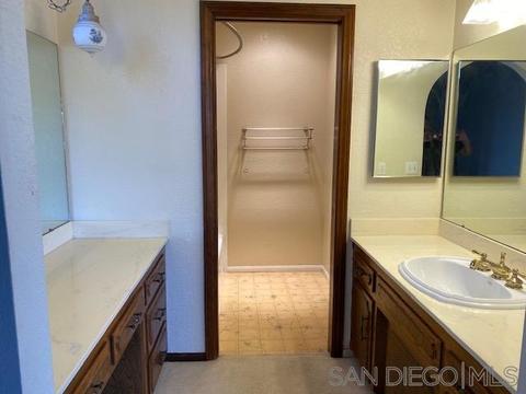 1911 Riviera Dr, Vista, CA 92084 photo 15