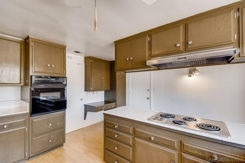 1793 Summit Dr, Escondido, CA 92027 photo 12