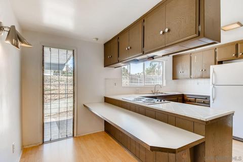 1793 Summit Dr, Escondido, CA 92027 photo 13