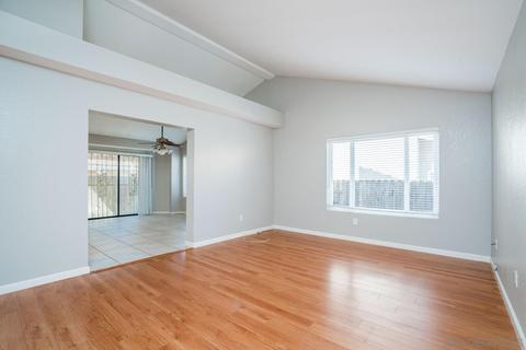 8404 Snow White Dr, El Cajon, CA 92021 photo 4