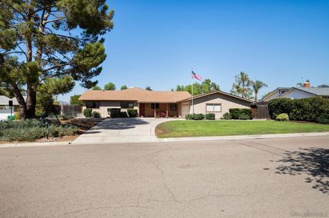 1134 Cloverleaf Dr, El Cajon, CA 92019 photo 1
