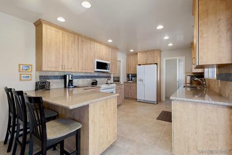 4805 Resmar Rd, La Mesa, CA 91941 photo 3