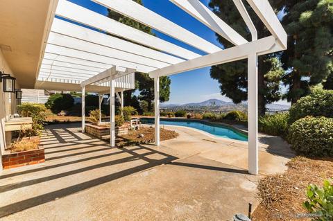 7955 Shadow Hill Dr, La Mesa, CA 91941 photo 6