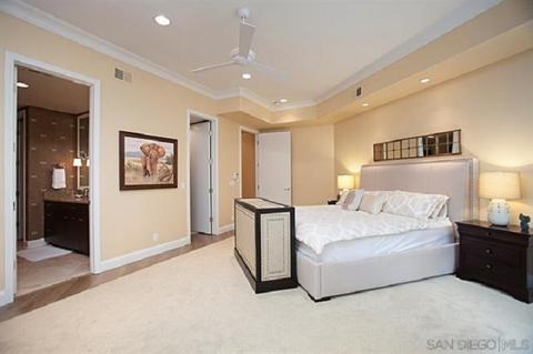 7826 Ivanhoe, La Jolla, CA 92037 photo 8