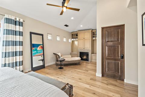 933 F Ave, Coronado, CA 92118 photo 25