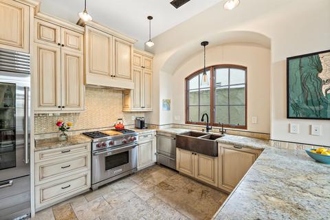 933 F Ave, Coronado, CA 92118 photo 8