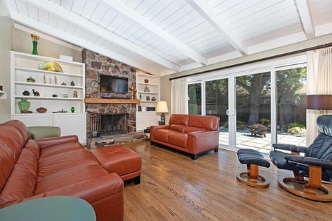 4895 Garfield St, La Mesa, CA 91941 photo 2