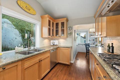 10064 Pandora Dr, La Mesa, CA 91941 photo 22