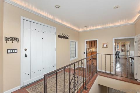 10064 Pandora Dr, La Mesa, CA 91941 photo 9