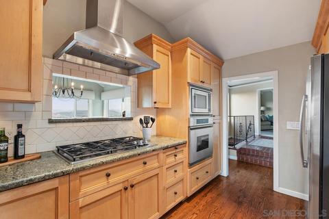 10064 Pandora Dr, La Mesa, CA 91941 photo 21