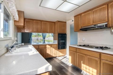 1507 Kurtz St, Oceanside, CA 92054 photo 8