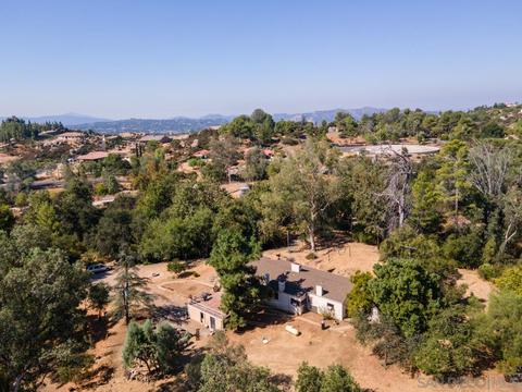 3426 E Victoria Dr, Alpine, CA 91901 photo 3