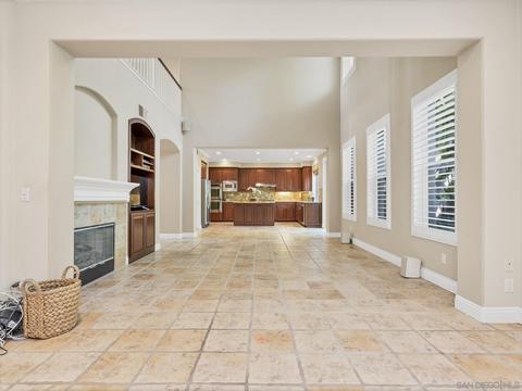 6574 Windflower Dr, Carlsbad, CA 92011 photo 3