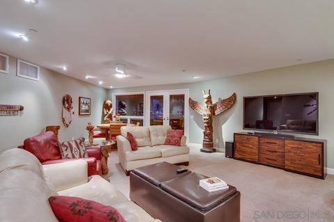 1099 1st #306, Coronado, CA 92118 photo 7