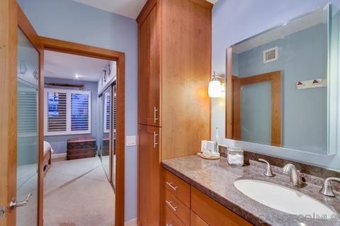 1099 1st #306, Coronado, CA 92118 photo 16