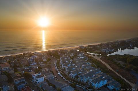 2317 Ocean St, Carlsbad, CA 92008 photo 4