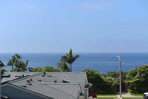 6320 Avenida Cresta, La Jolla, CA 92037 photo 2
