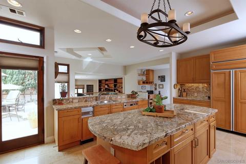6320 Avenida Cresta, La Jolla, CA 92037 photo 8